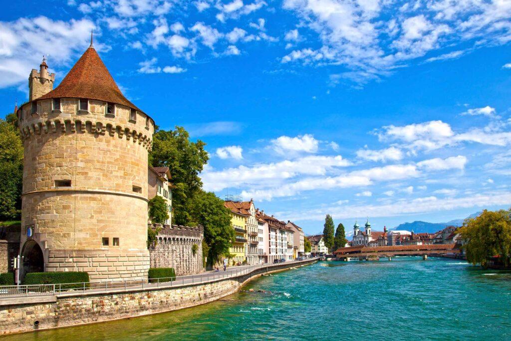 Best Tour guides in Switzerland | Switzerland Tours with Local Private Tour Guide